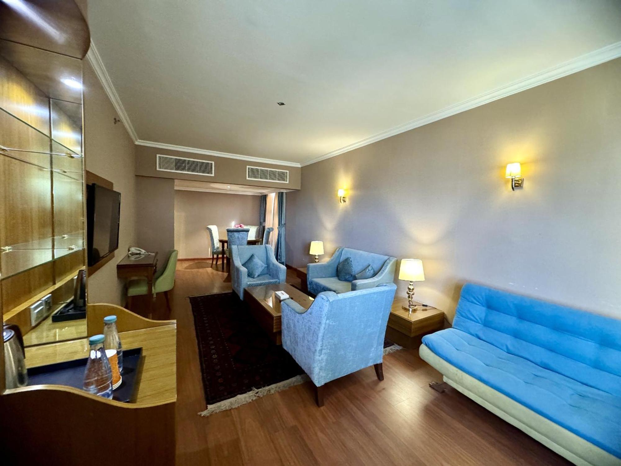 Jeddah Grand Hotel Εξωτερικό φωτογραφία